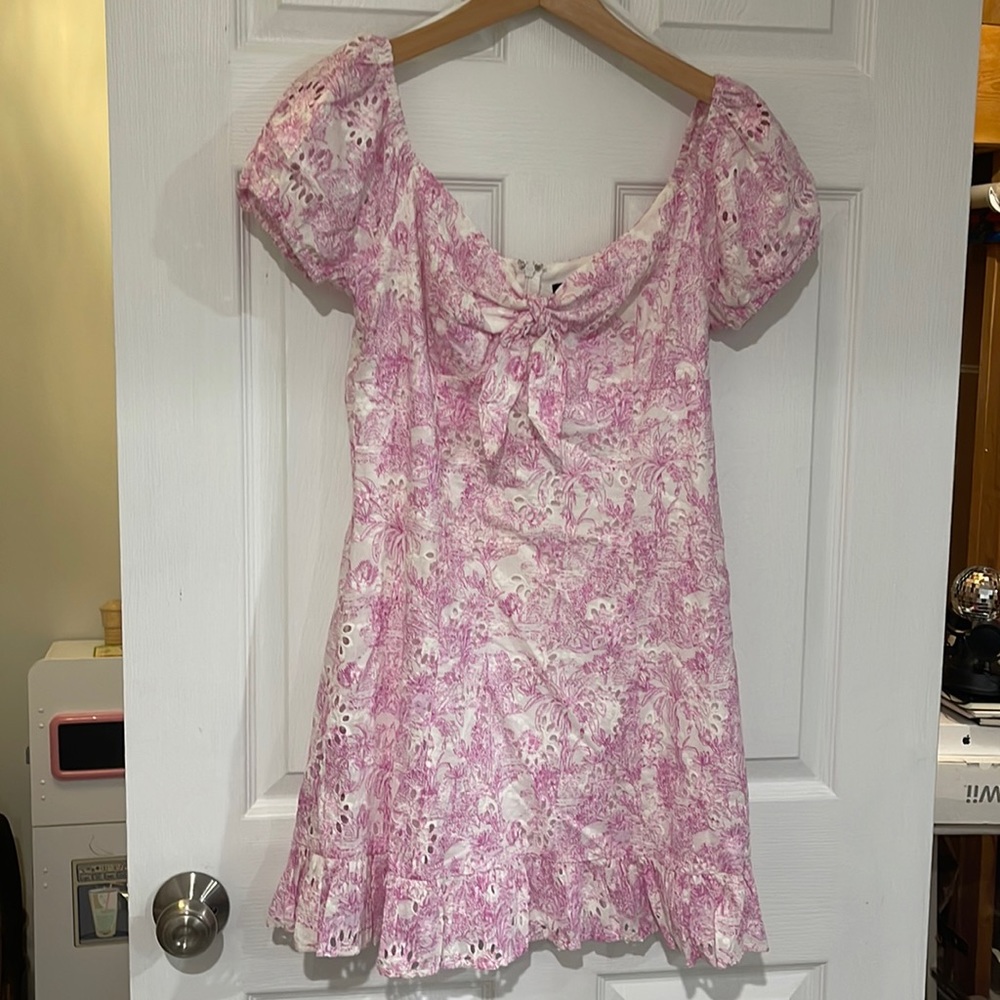 NWB bloomingdale’s aqua mini dress pink, size Medium